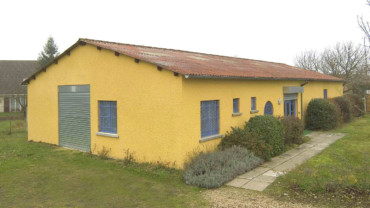 ATELIER 300M² SUR INGRANDES (POSSIBILITE LOFT) Ref. 2136