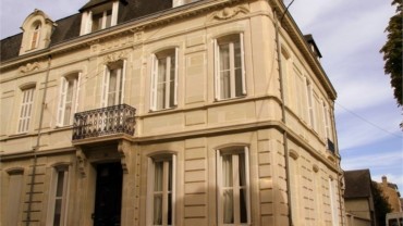 MAISON 230 m² CENTRE VILLE Réf 2104