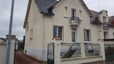 SPÉCIAL INVESTISSEUR VENDUE LOUÉE SUPERBE MAISON DE 90 m² CHÂTELLERAULT Réf 2163