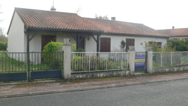 MAISON DE PLAIN PIED F4 SAINT GERVAIS LES TROIS CLOCHERS Réf 2210