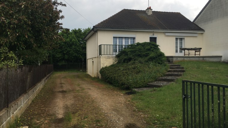 MAISON TYPE 3 DE 74 M² CHATELLERAULT Réf 2220