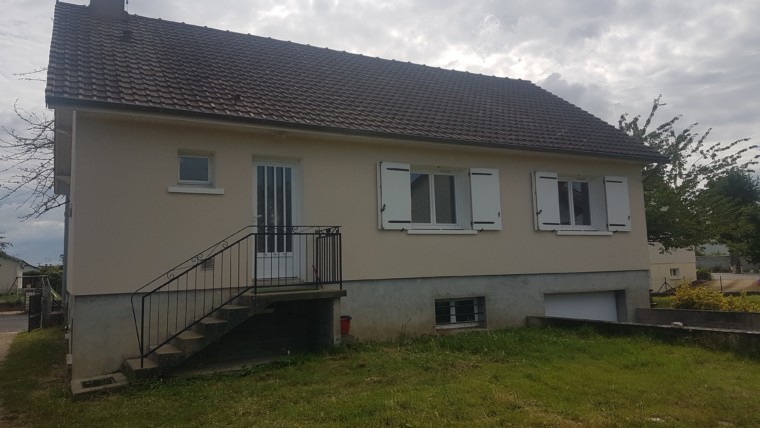MAISON F4 80 M² CHATELLERAULT Réf 2240