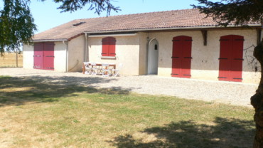 AGREABLE MAISON DE PLAIN PIED SAINT SAUVEUR Réf 2253