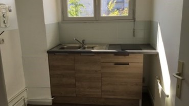 APPARTEMENT F2 AVEC GRAND BALCON RESIDENCE « LE CAMUS » CHATELLERAULT Réf A.54