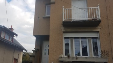 MAISON F3 66 M² ET SON JARDIN SUR CHATELLERAULT PRES DU CENTRE LECLERC Réf 2272
