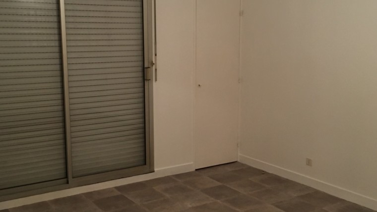 APPARTEMENT F2 RESIDENCE LE CHOISEUL CHATELLERAULT Réf A.64