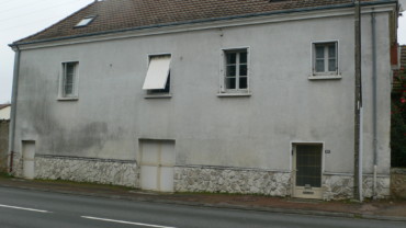 MAISON F3 DE 83 M² DE PLAIN PIED AVEC SOUS SOL ENTERRE CHÂTELLERAULT Réf 2309