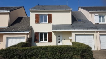 MAISON F4 MITOYENNE DES DEUX COTES DE 118 M² SUR CHÂTELLERAULT Réf 2320