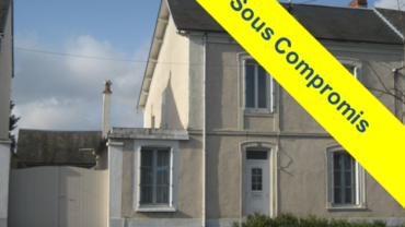 MAISON DE 176m² AVEC 4 CHAMBRES SUR TERRAIN DE 408 M² CHÂTELLERAULT Réf 2339