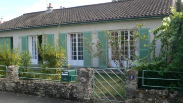 PLAIN PIED DE 90 M² SUR TERRAIN DE 565 M² Réf 2342