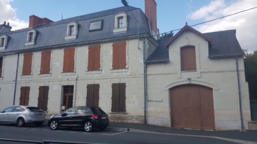 MAISON DE VILLE F6 DE 240 M² SUR TERRAIN DE 1 000 M² CHATELLERAULT Réf 2334