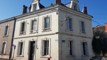 MAISON DE VILLE F4 DE 165M² SUR UN TERRAIN DE 184 M² CHATELLERAULT Réf 2355