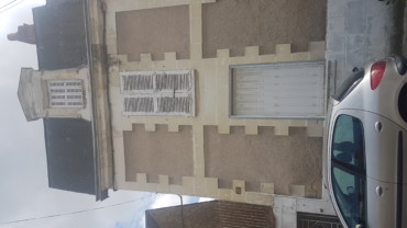 BATIMENT DIVISIBLE EN PLUSIEURS LOGEMENTS SUR CHÂTELLERAULT Réf 2284