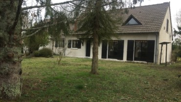MAISON F6 DE 1980 DE 160 M² ET SON TERRAIN DE 2495 M² CONSTRUCTIBLE CHÂTELLERAULT Réf 2377
