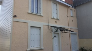 MAISON F2 85 M² AVEC JARDIN DE 450 M² SUR CHÂTELLERAULT Réf 2370