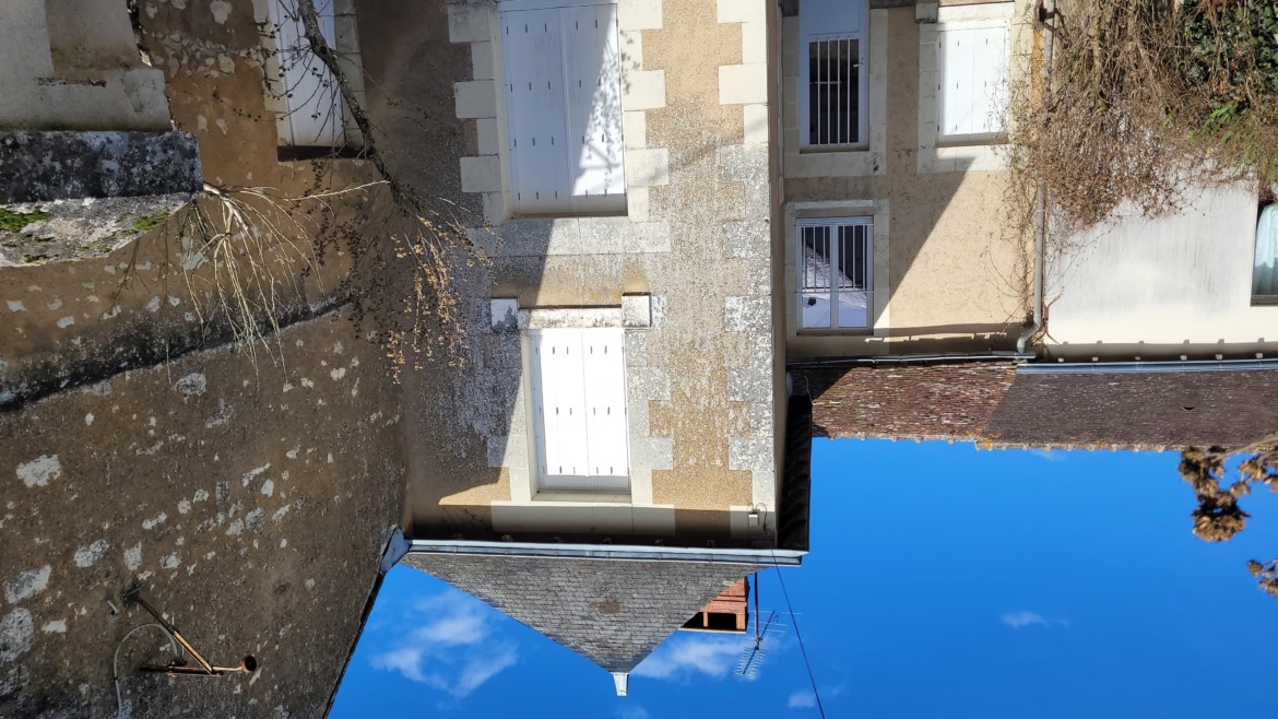 MAISON DE CAMPAGNE F3 AVEC JARDIN SUR INGRANDES Réf M.31