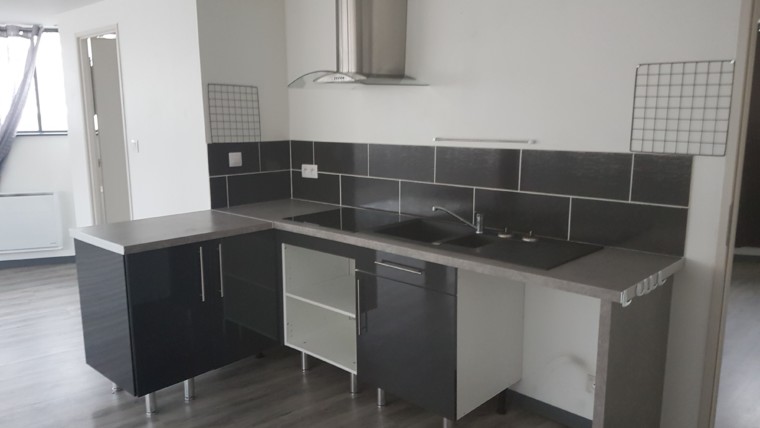 APPARTEMENT F3 97 M² PROCHE CENTRE VILLE CHÂTELLERAULT Réf A.87