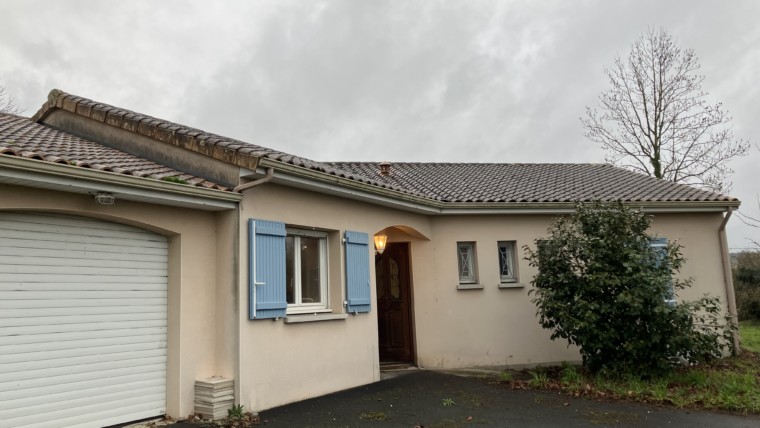 ENSEMBLE IMMOBILIER MAISON D’HABITATION PLAIN PIED DE 90 M² + PETITE MAISON INDIVIDUELLE SUR TERRAIN CLOS DE 2000 M² SCORBE CLAIRVAUX Réf 2619