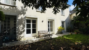 MAISON AVEC JARDIN CENTRE VILLE DE CHÂTELLERAULT AU CALME Réf 2632