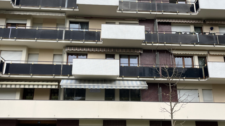 A SAISIR PROCHE CENTRE-VILLE IMMEUBLE LE RICHELIEU APPARTEMENT DE 65 M² LOUÉ. CHÂTELLERAULT Réf 2648