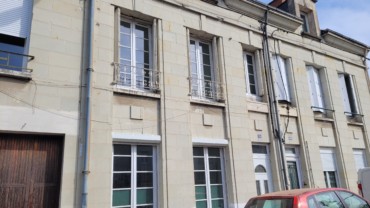 MAISON F5 DE 127 M² PROCHE GARE AVEC JARDIN CHÂTELLERAULT Réf M.30