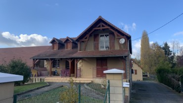 APPARTEMENT F4 AVEC BALCON AU CALME NAINTRE Réf A.141