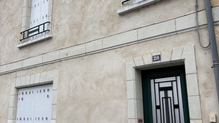 MAISON DE VILLE PROCHE BOULEVARD BLOSSAC ET GARE DE 86 M² 3 CHAMBRES CHÂTELLERAULT Réf 2654