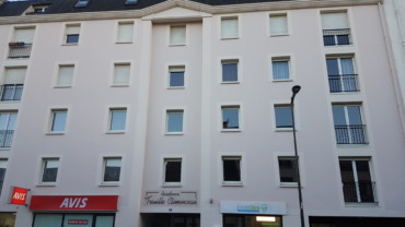 APPARTEMENT F4 LOUÉ CENTRE VILLE CHÂTELLERAULT Réf 2672